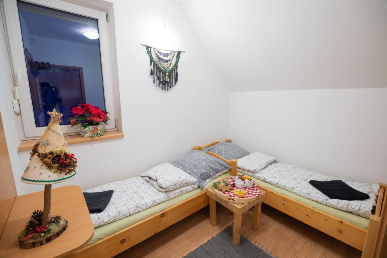 Bacowka U Winiarskich Nowy Targ Extérieur photo